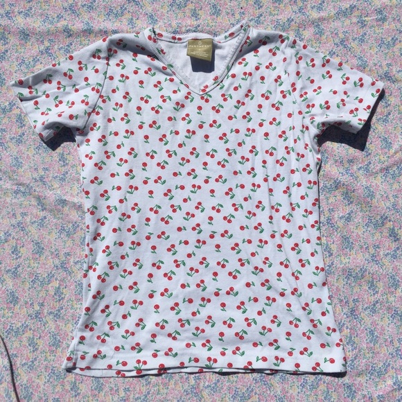 90S SWEET CHERRY TOP - Picture 2 of 2